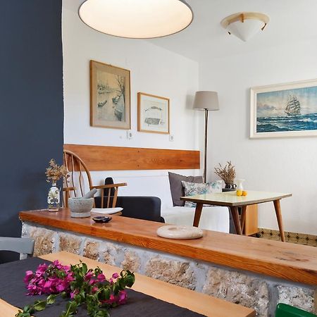 Apartment Dubica ฮวาร์ ภายนอก รูปภาพ
