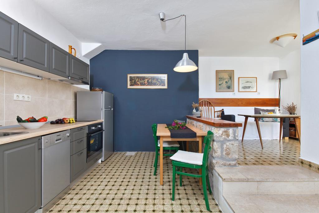 Apartment Dubica ฮวาร์ ภายนอก รูปภาพ