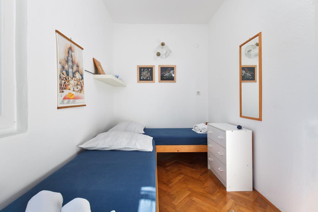 Apartment Dubica ฮวาร์ ภายนอก รูปภาพ