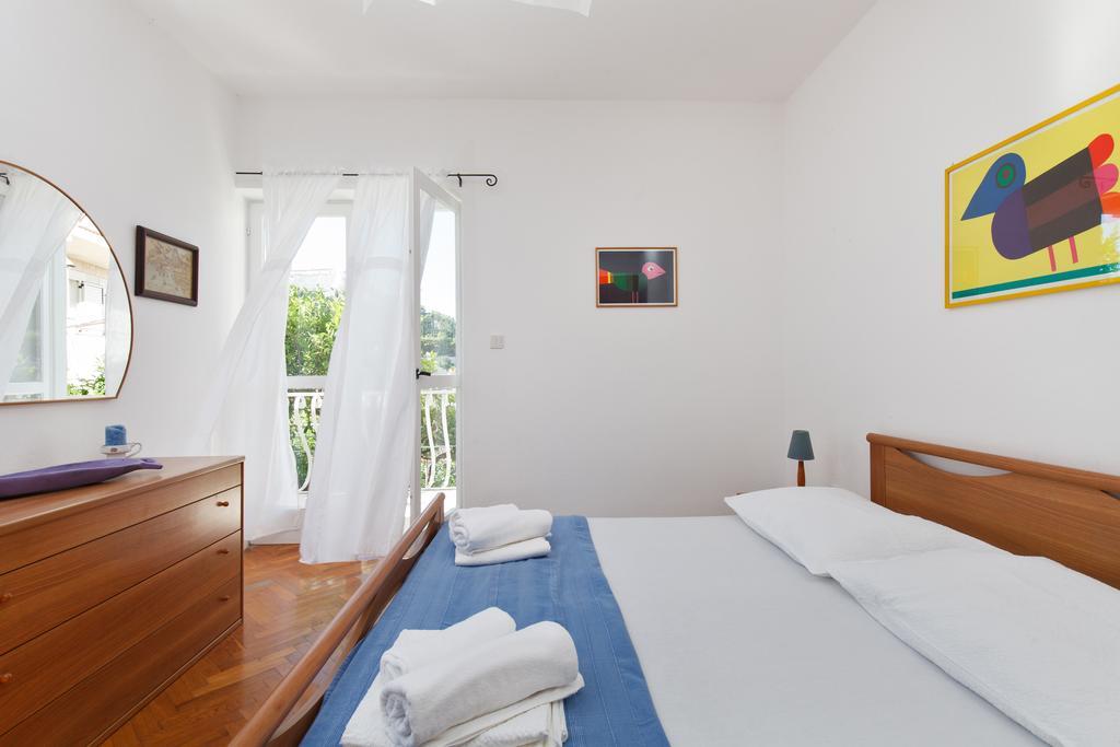 Apartment Dubica ฮวาร์ ภายนอก รูปภาพ